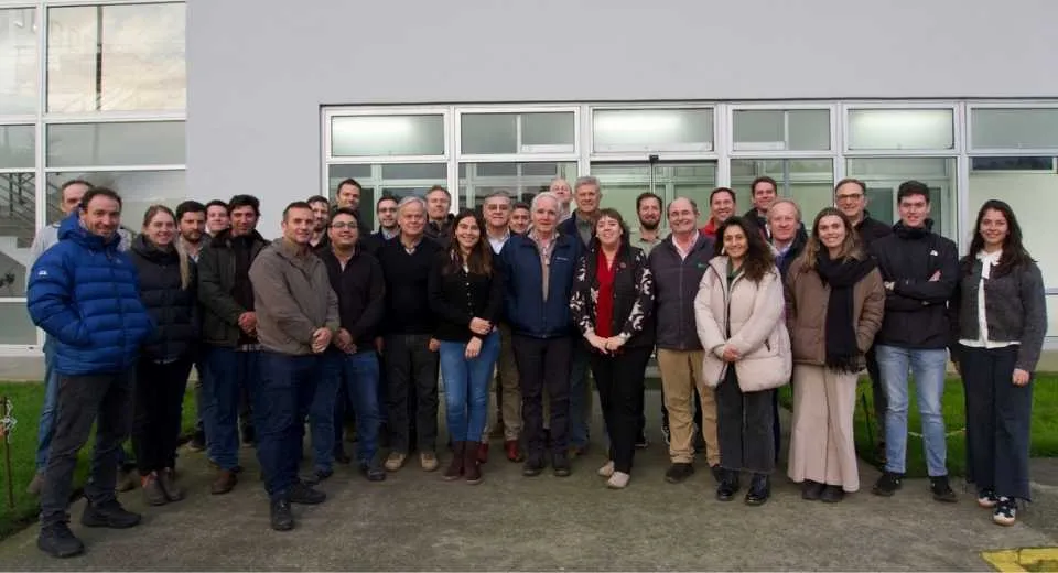 Salmonicultura y Agricultura: La Alianza Estratégica en Chile