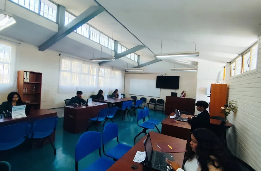 Operación Renta 2026: Estudiantes de Contabilidad Ayudan a la Comunidad