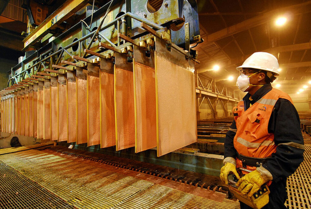 Producción de Cobre Antofagasta Minerals: ¿Qué Nos Espera en 2026?